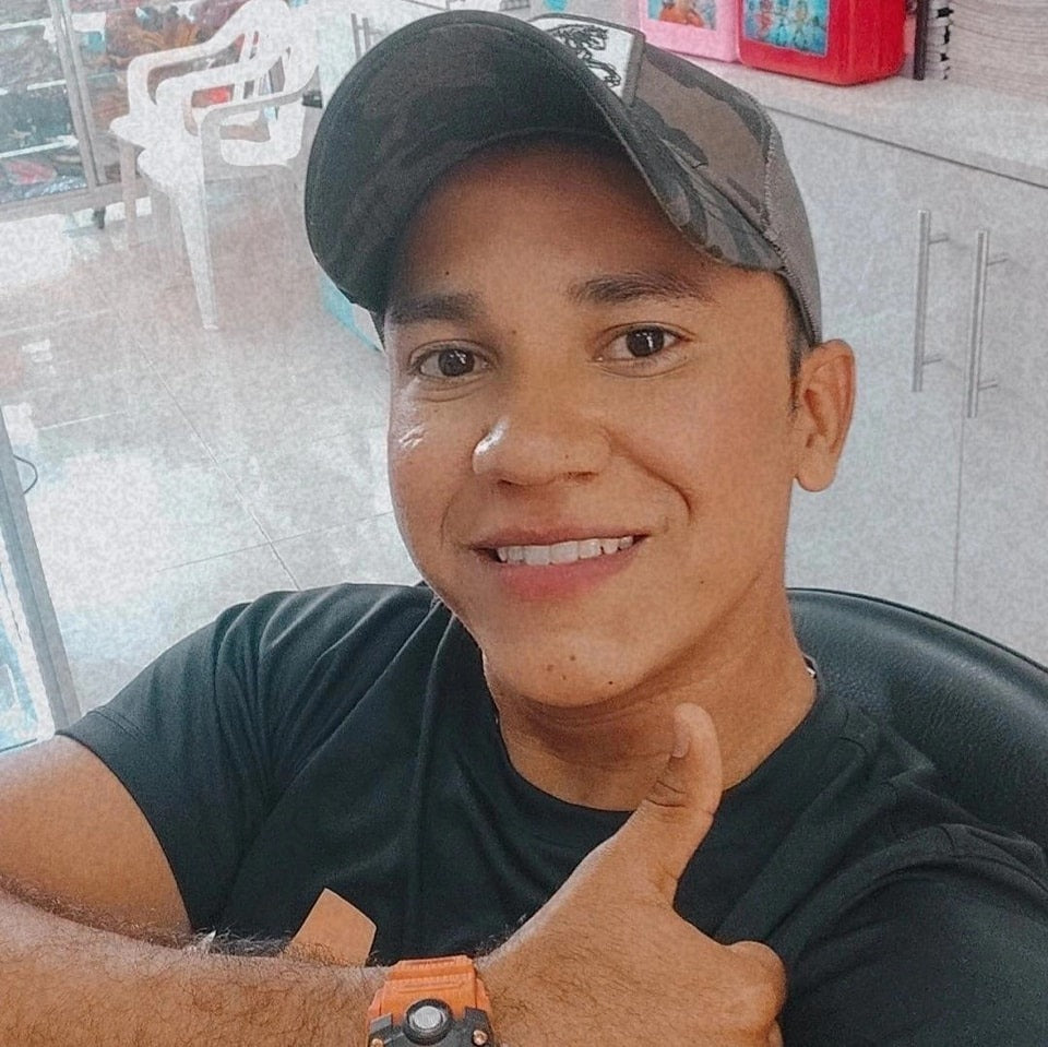 <strong>Felipe Perez</strong>